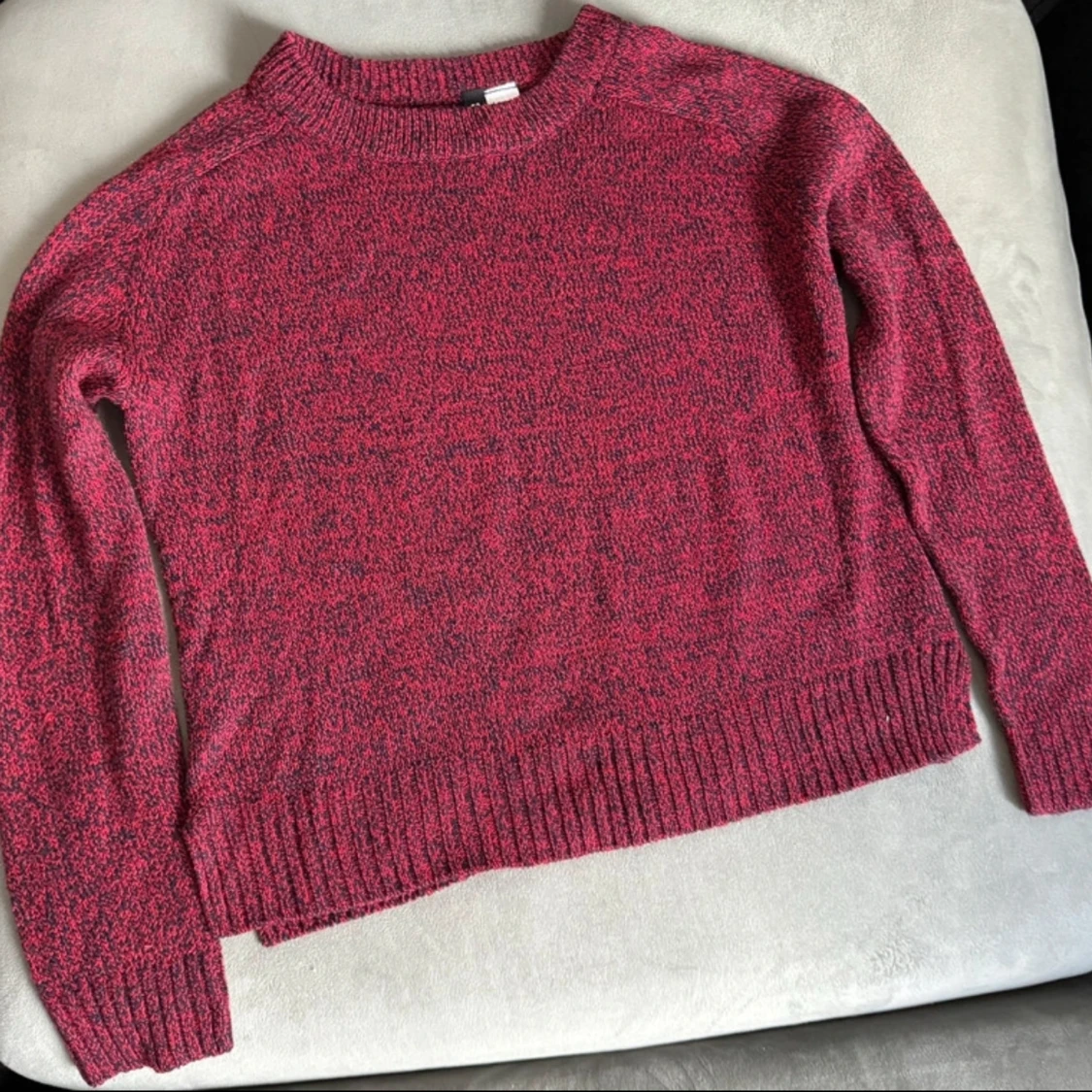 Vinröd stickad tröja från H&M Divided - 93