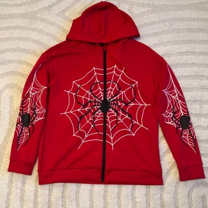 Hoodies - Alla är helt nya och bra skick. En st för 100-200 eller mindre. Skicka dm 🙏