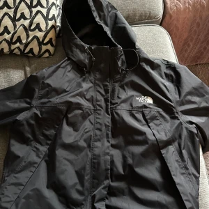 North face jacka stl m - Fint skick.  500kr BVSA