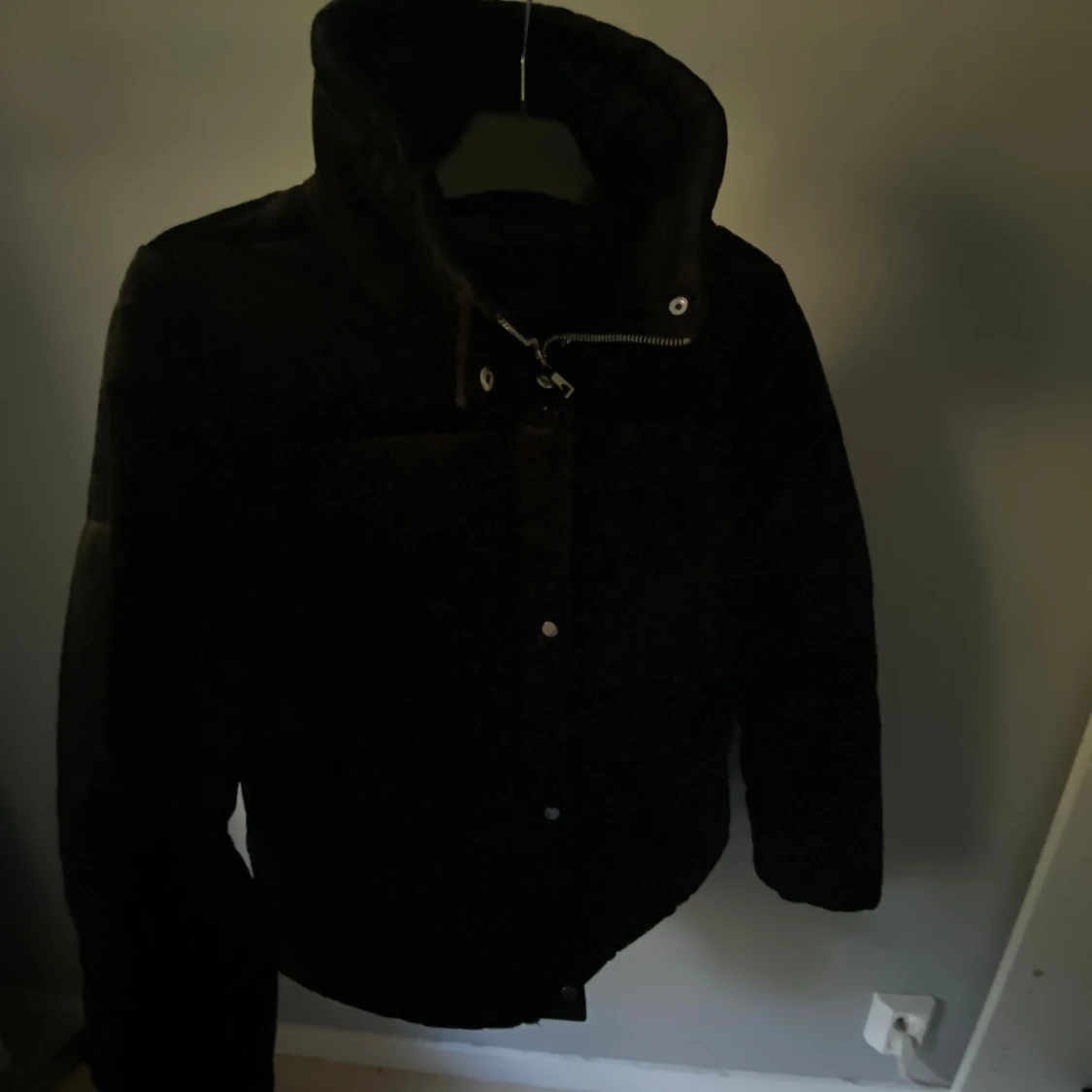 Svart pufferjacka - 90