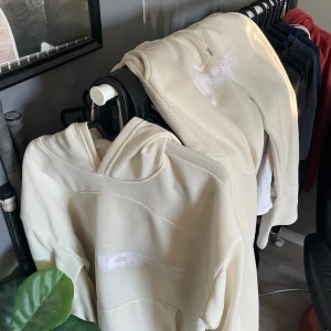 Nofs tracksuit - Tja nu säljer ja min nofs tracksuit, den är väldigt sparsamt använd och är fortfarande i bra skick