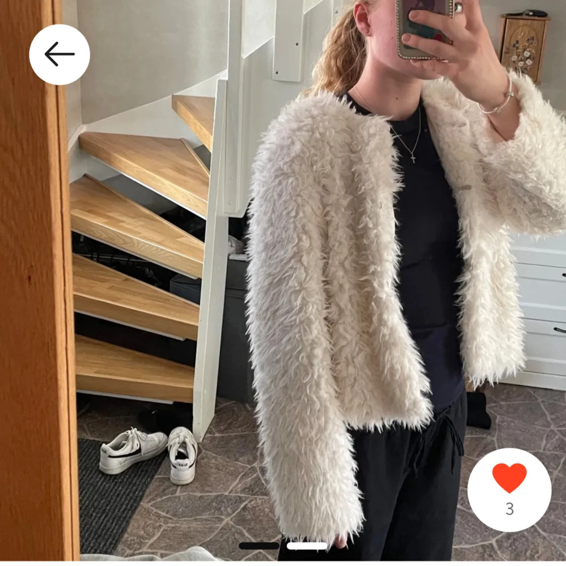 Fluffig vit kofta  - 92