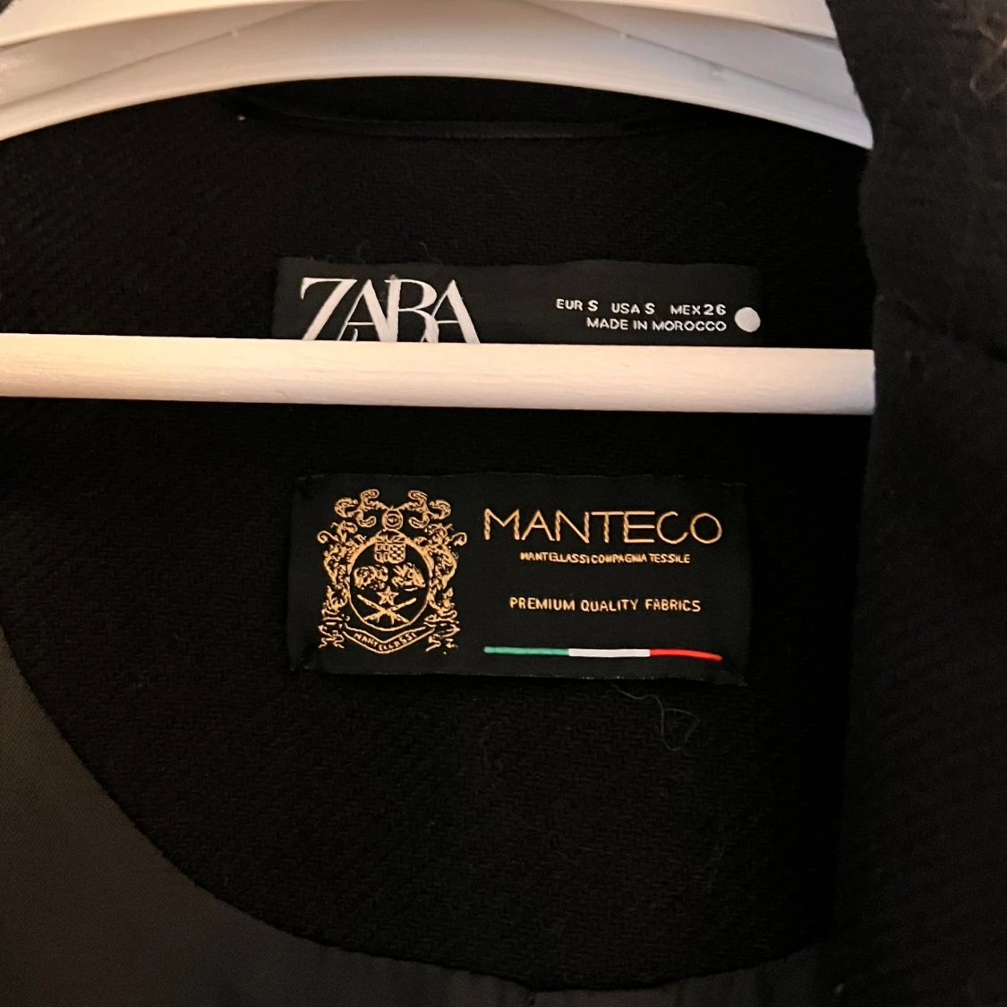 Svart kappa från Zara - 92