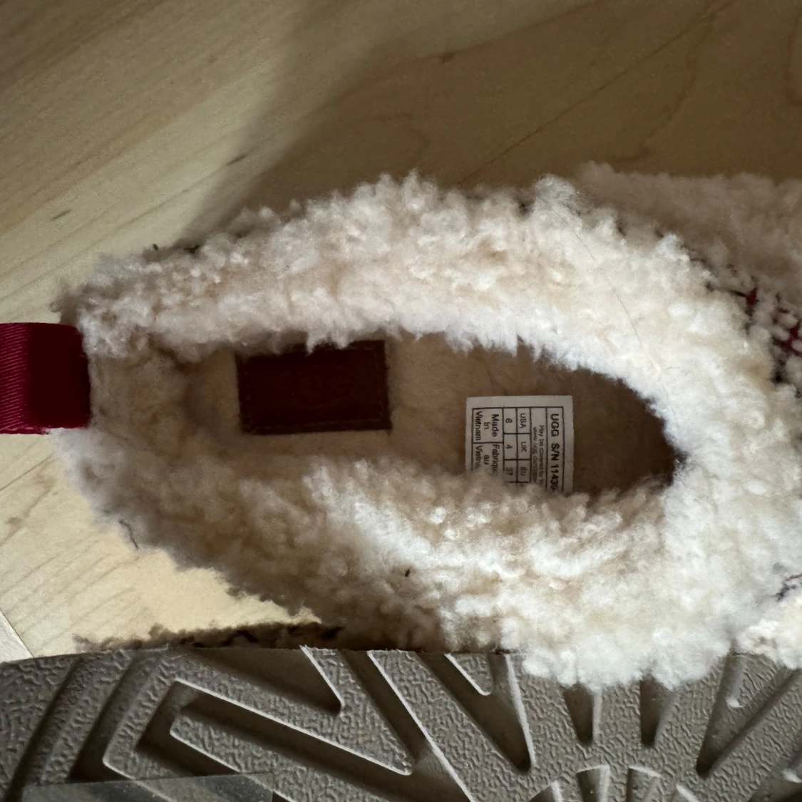 Uggs ugg tazz tofflor  - 90