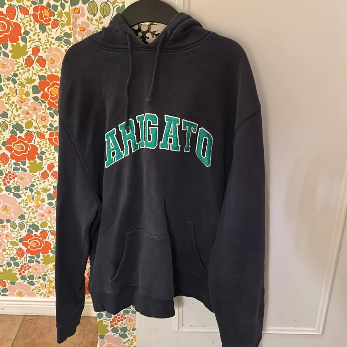 Axel arigato hoodie
