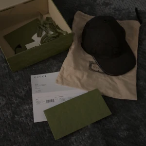 Gucci Jumbo GG keps - Gucci Jumbo GG keps Storlek M Knappt använd kvitto påse samt box medföljer. Nypris 5400kr  #Gucci #louisvuitton #Burberry #Dior #Palmangels #Balmain #Valentino #Dsquared2