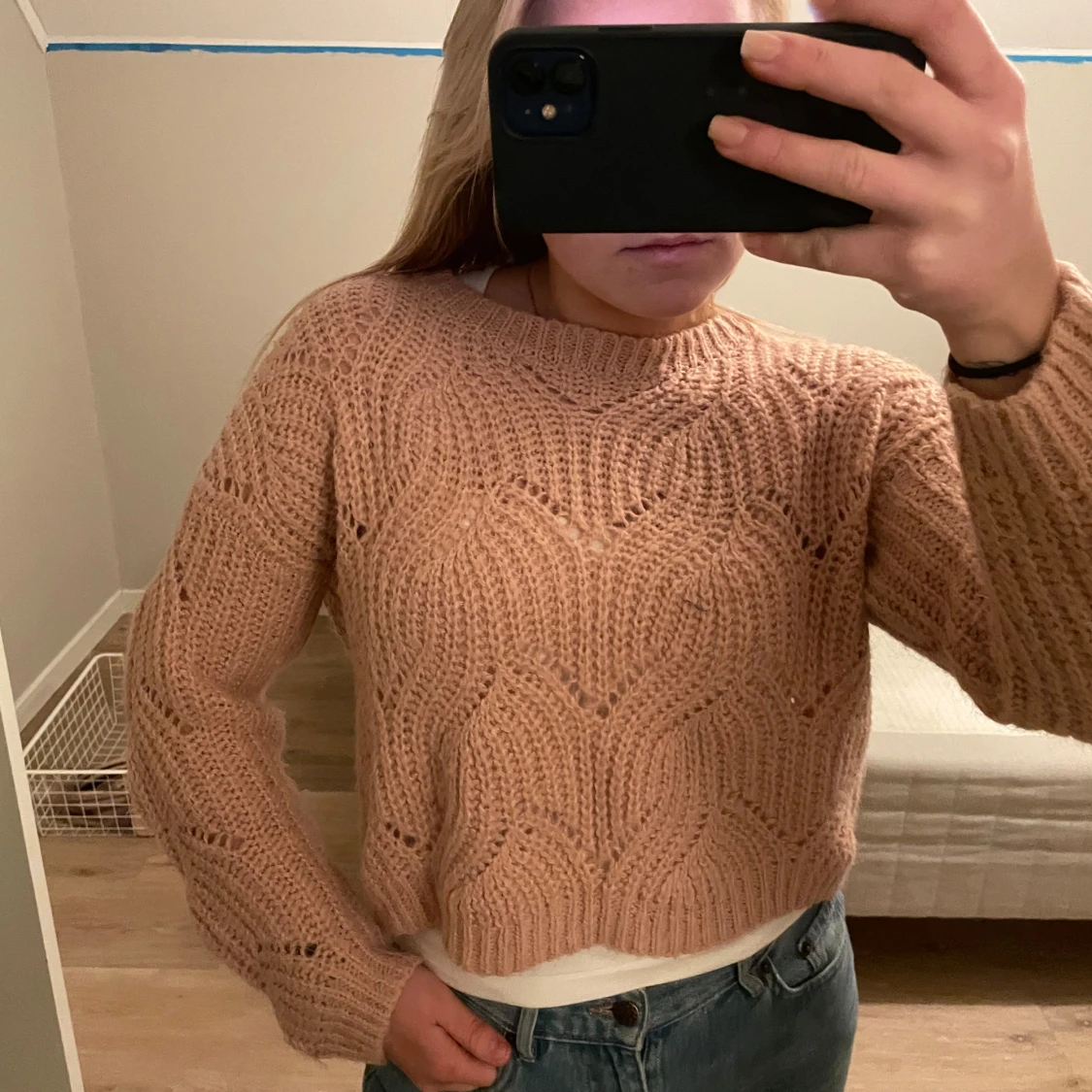 Beige stickad tröja från ONLY