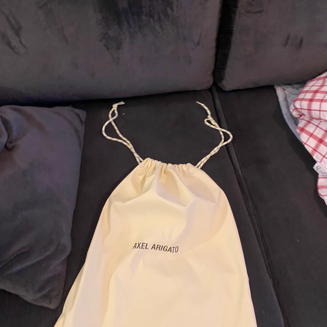 Svarta sneakers från Axel Arigato - 90