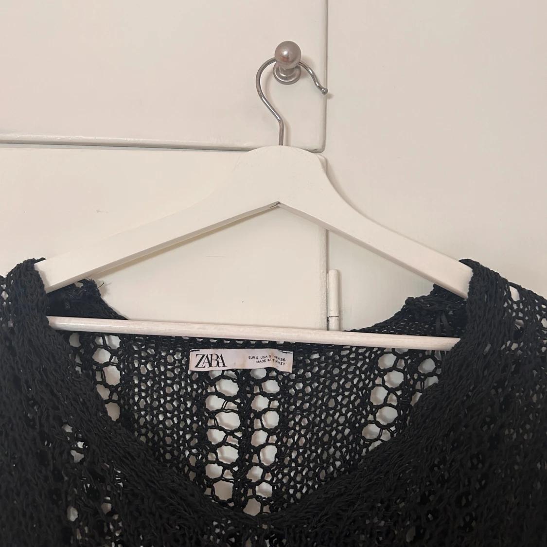 Svart stickad tröja från Zara - 91