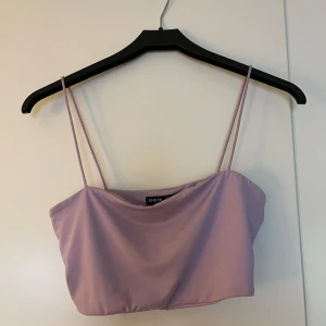 Linne - Linne i väldigt skönt material och i mycket gott skick 