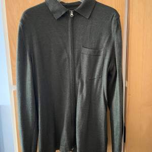 J Lindeberg Zip Up Sweatshirt Size S Använd men i bra skick