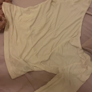 rygglös tröja - vit rygglös tröja storlek xs använder inte