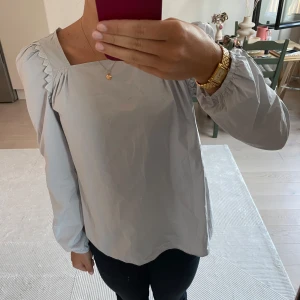 Blus från cos  - Superfint skick!