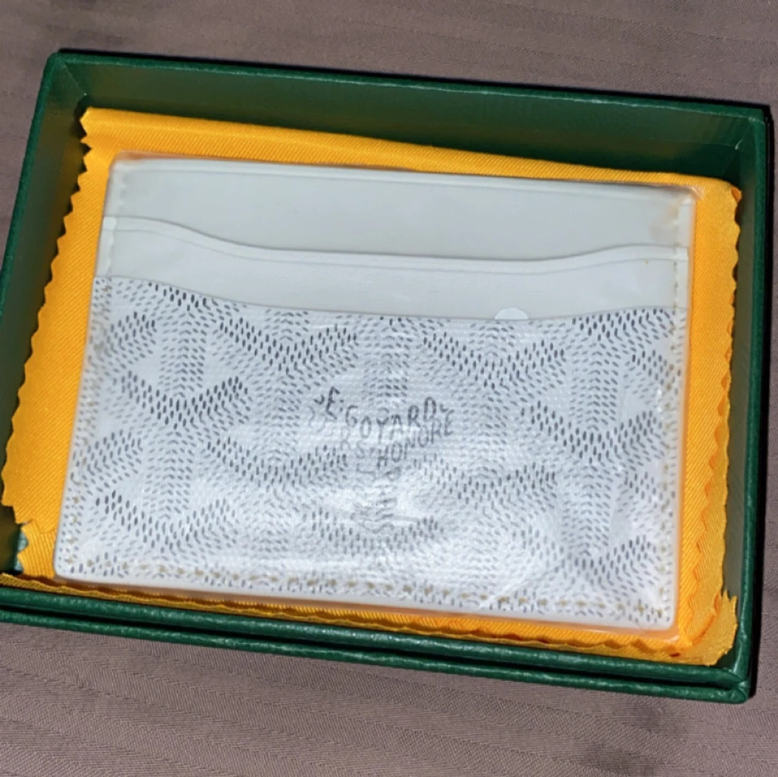 Vit plånbok/korthållare