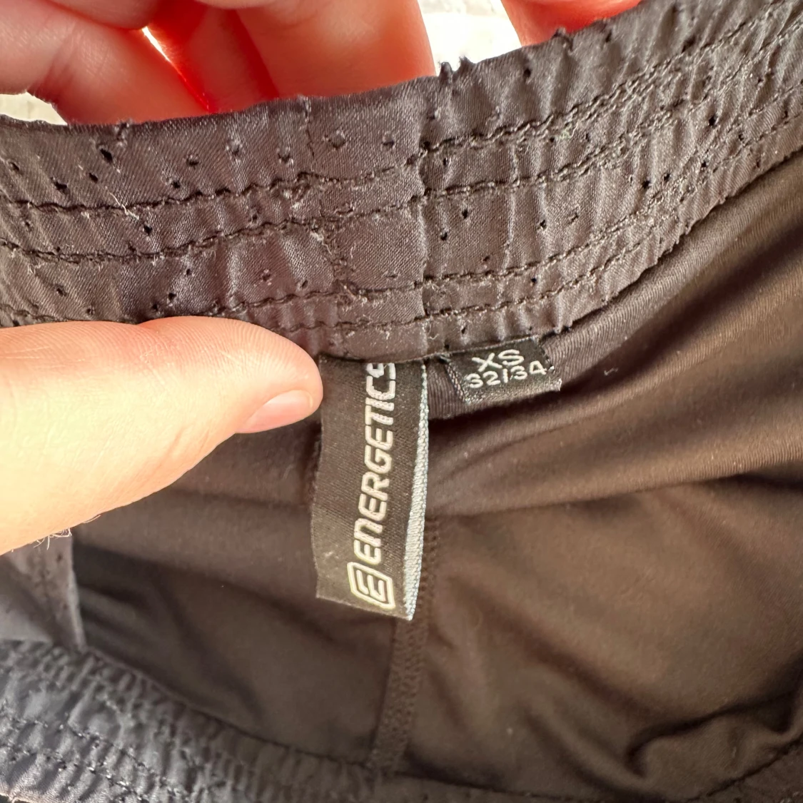 Svarta träningsshorts från Energetics - 91