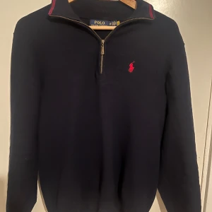 Ralph Lauren - Använt ett fåtal gånger, är i väldigt bra skick inga defekter osv ! skriv gärna vid funderingar 