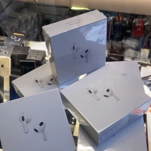 799kr - Skriv via intresse kan bytta och sälja priset kan diskuteras 😊