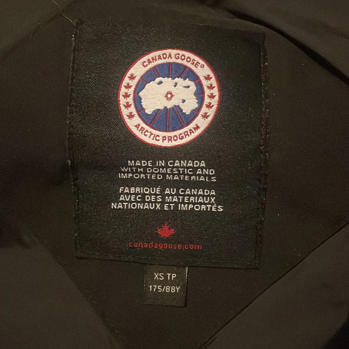 Svart dunväst från Canada Goose - 2