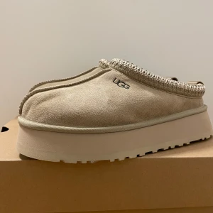 UGG tazz Mustard seed - Ugg tazz Mustard Seed, Säljer mina Uggs som är helt oanvända nya ord pris 1599:- från Nk