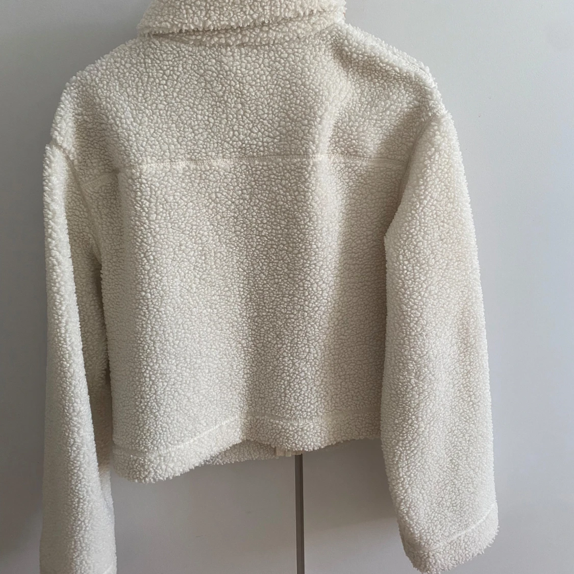 Vit teddyjacka från H&M - 1