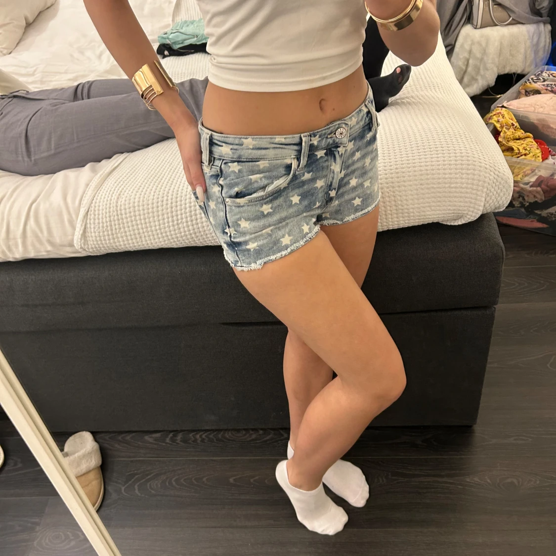 Blå jeansshorts med stjärnmönster - 2