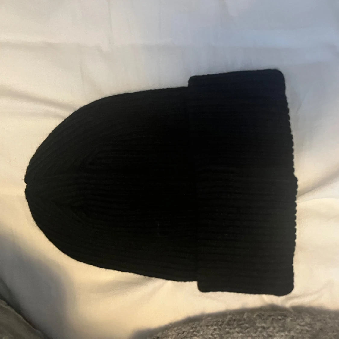 Svart moncler mössa - 1