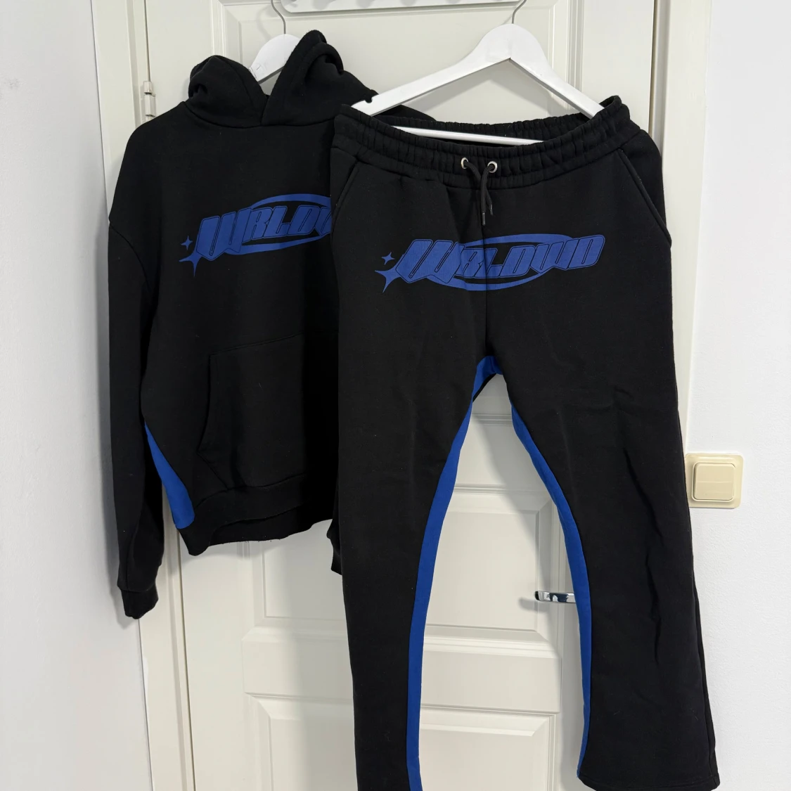 WrldWd Tracksuit från Boohoo