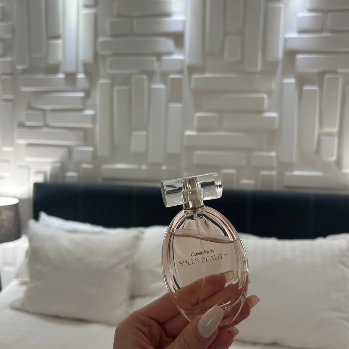 Calvin Klein Sheer Beauty Parfym - 2