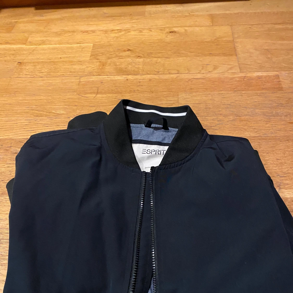 Esprit vårjacka herr fint skick