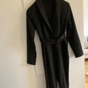 Jumpsuit  - Storlek m