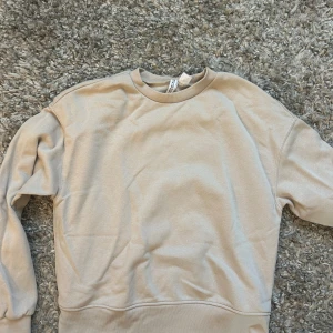 sweatshirt  - fin sweatshirt som passar till allt!