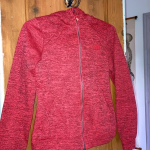 The North Face fleece  - En varm fleece i bra skick.