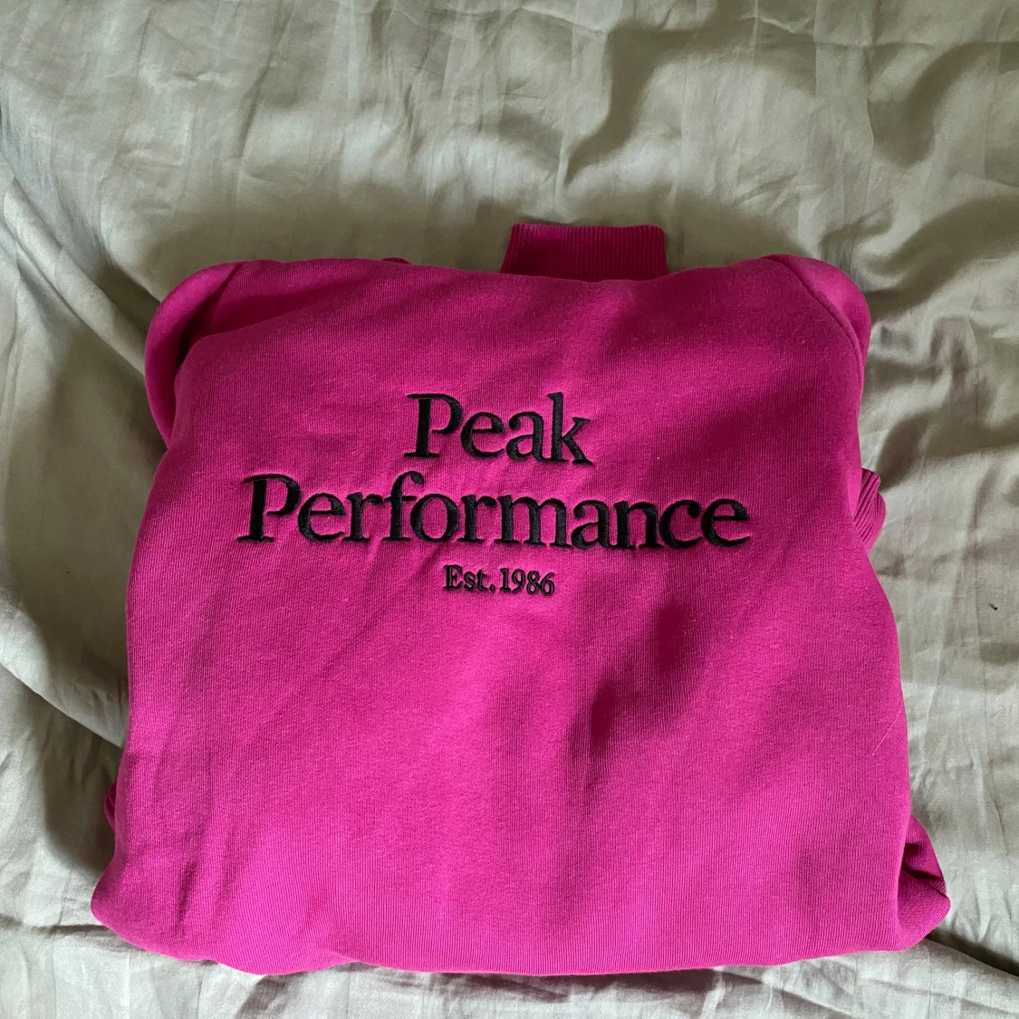 Rosa hoodie från Peak Performance - 91