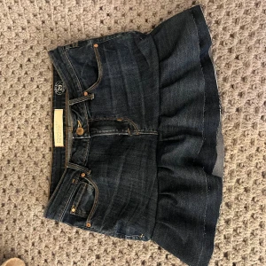 Volang kjol  - Säljer denna jättefina egensydda kjol!!!❤️❤️🥰🥰