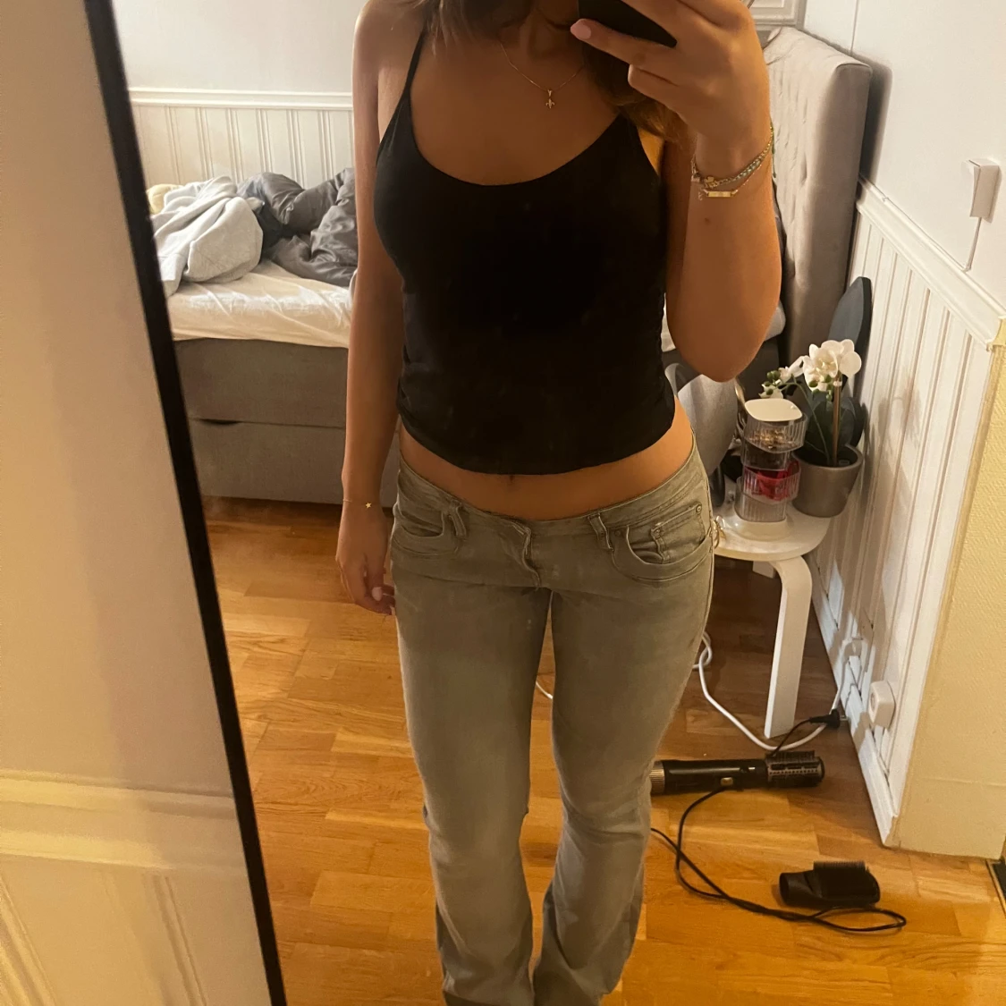 Grå bootcut jeans - 91