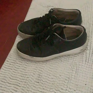 Arigatos - Storlek 39 bra skick lite smutsig 