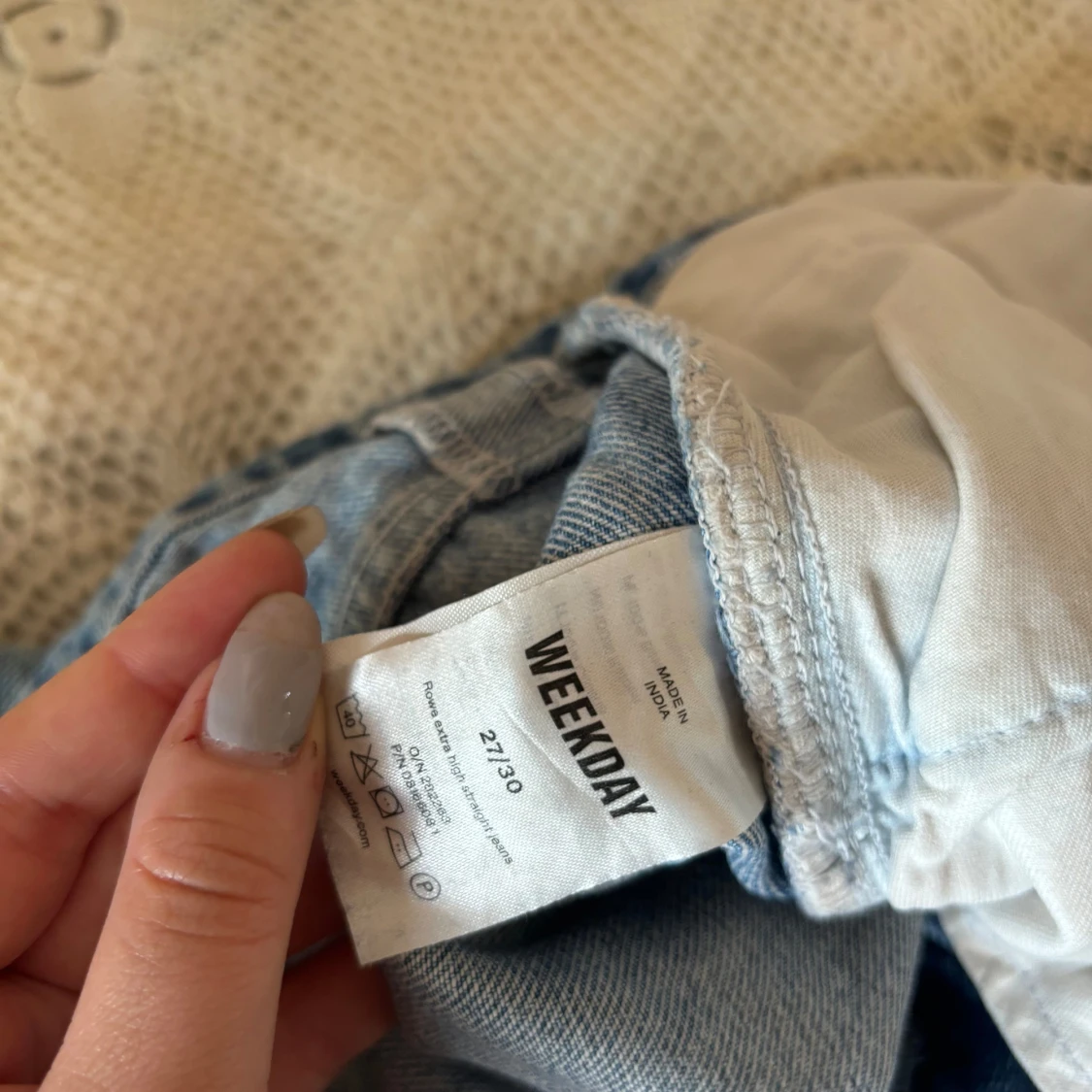 Blå jeans från Weekday - 91