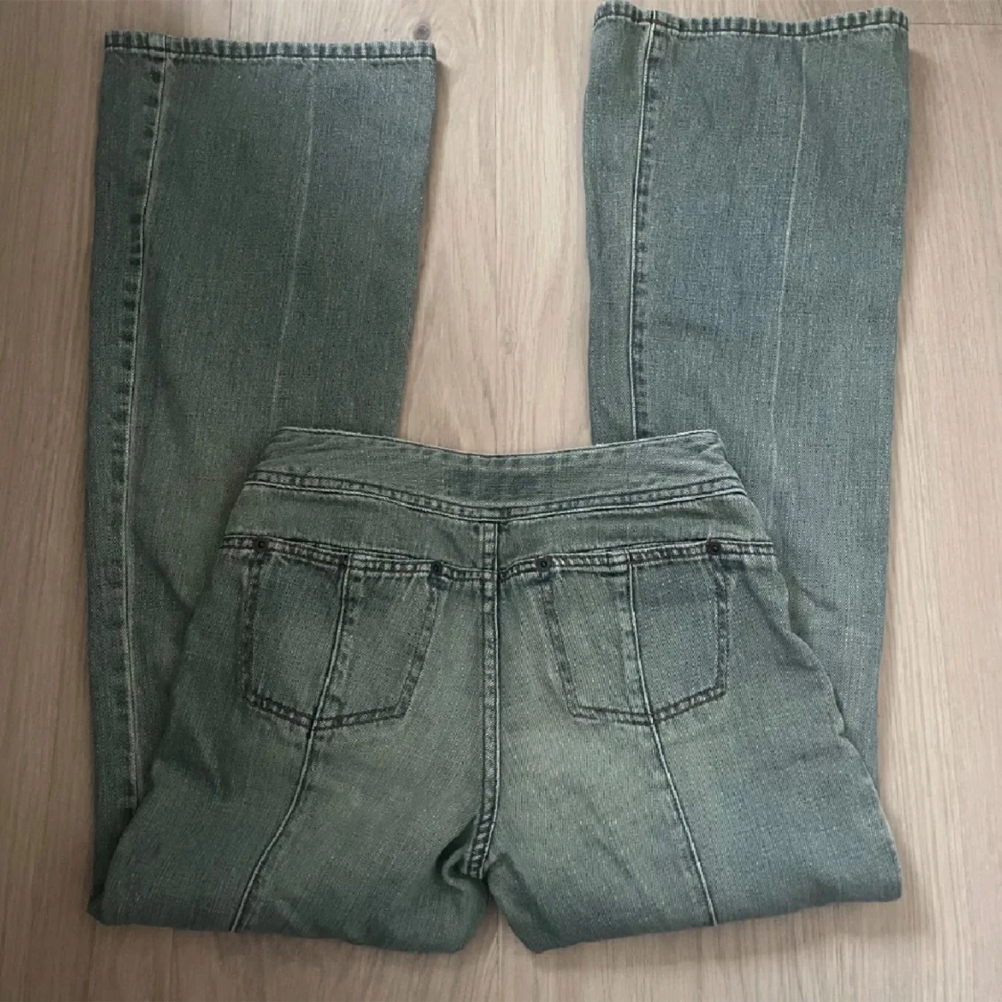 Lågmidjade bootcut jeans - 91