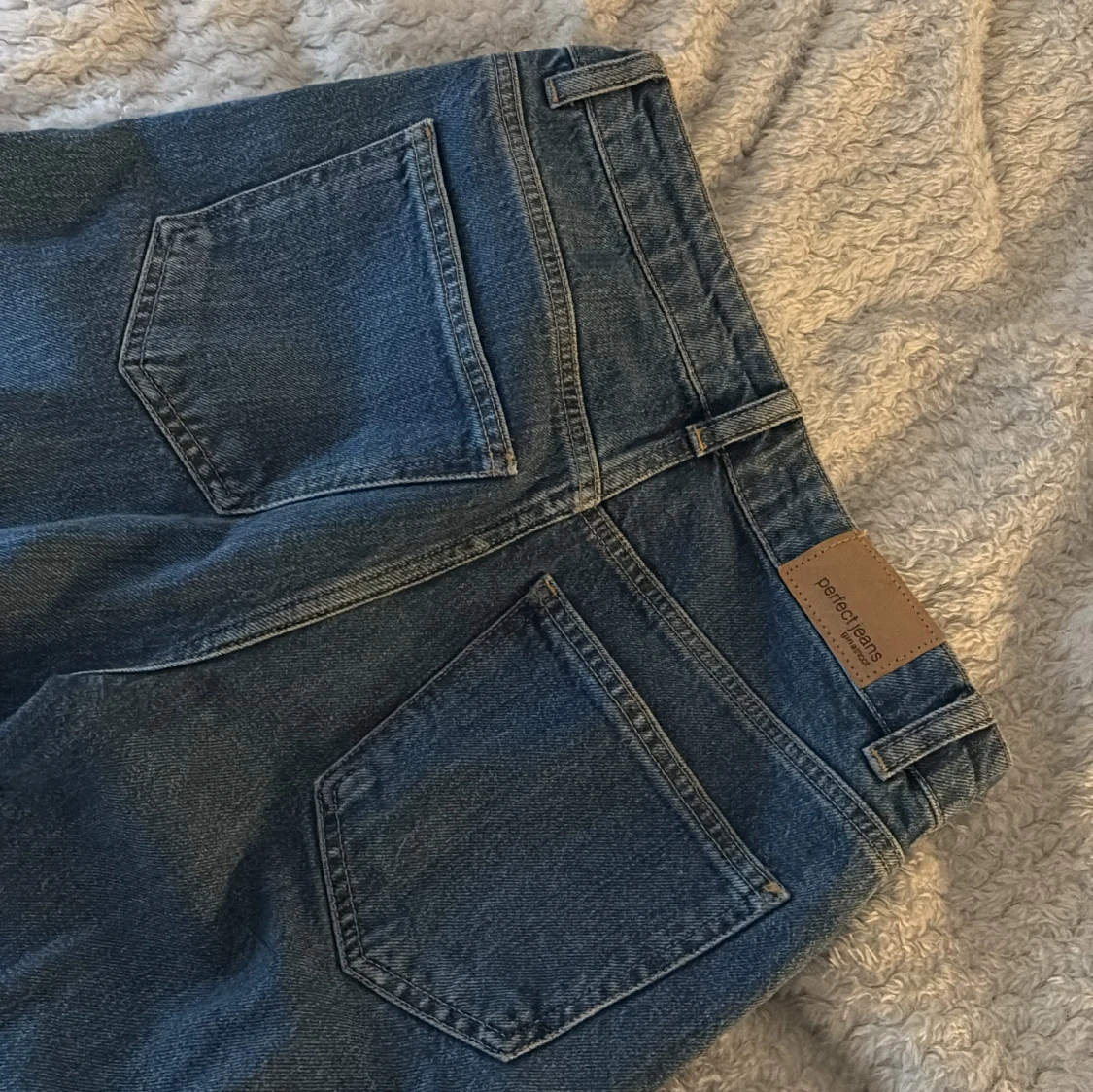 Blå bootcut  jeans från Gina tricot - 3