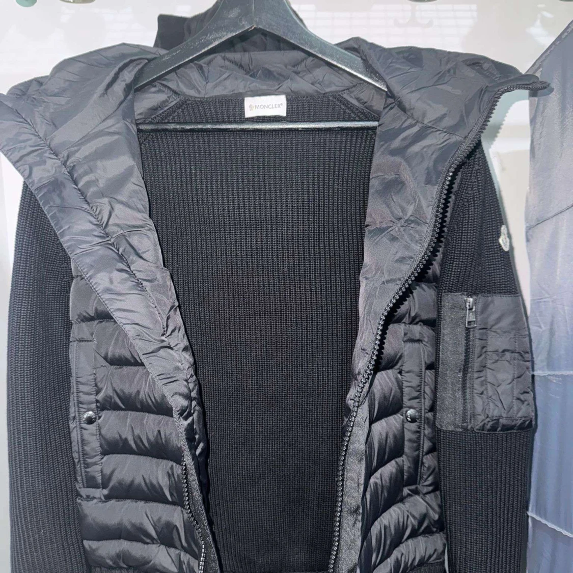 Svart dunväst från Moncler - 2