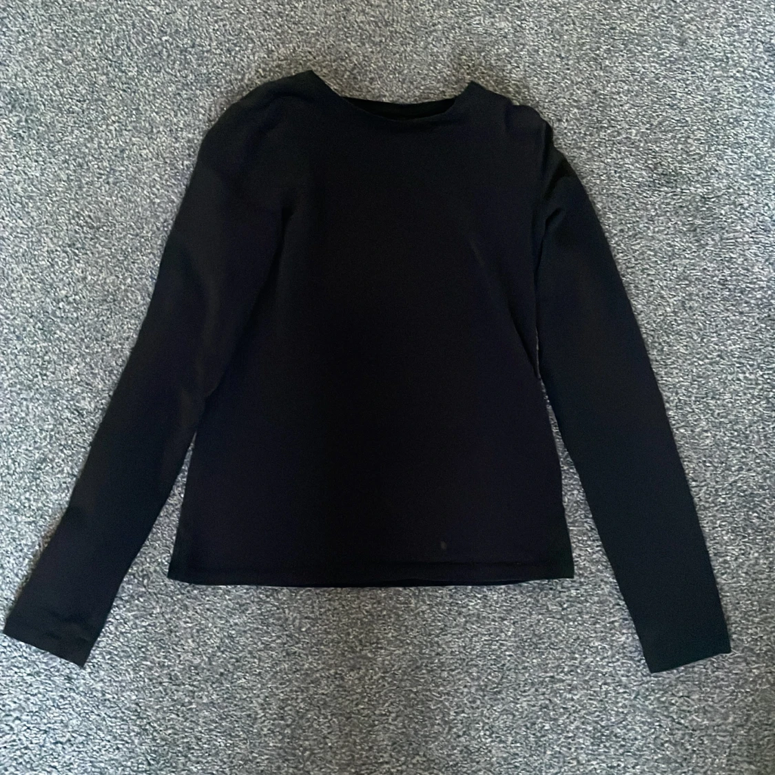 Svart långärmad tröja från H&M