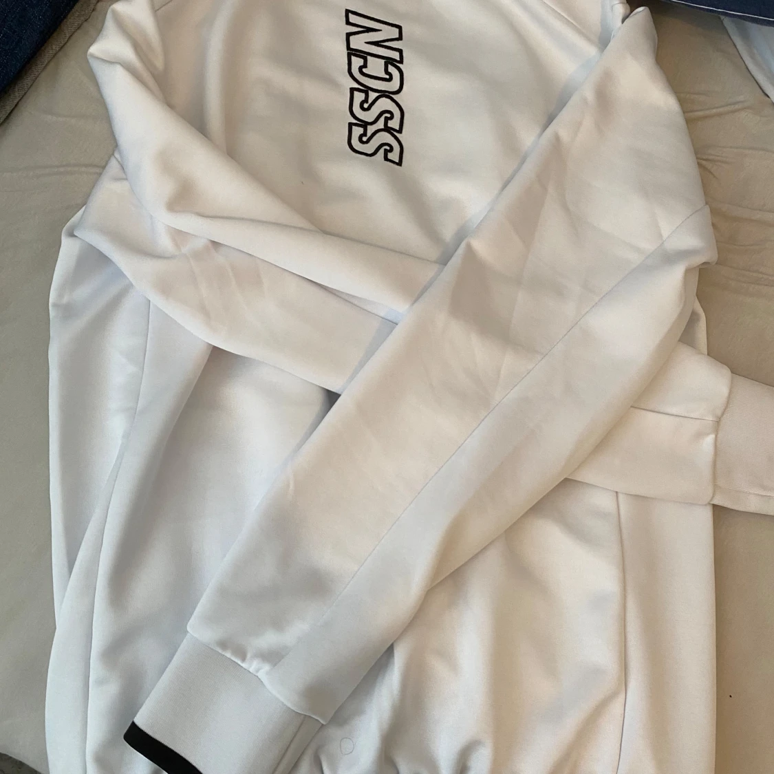 Vit jacka från EA7/napoli - 1