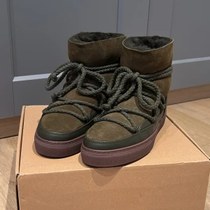 Gröna Inuikii boots - Super snygga gröna skor från inuikii i storleken 39! HELT nya (aldrig använda), säljs pågrund av fel storlek. Nypris: 2700 kr