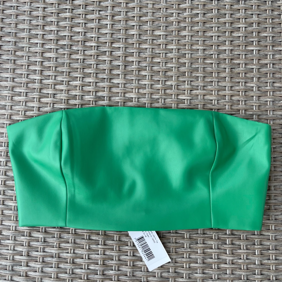 Grön axelbandslös topp - 92