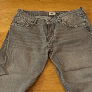 Jeans - Lager 157 jeans, bootcut midrise. Säljs pga för små😊