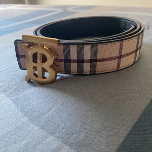 Burberry bälte  - Helt ny 