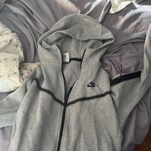 Nike teec fleez  - Bra skick!!!