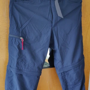 Friluftsbyxor Tenson  - Bra skick Friluftsbyxor med zipoff