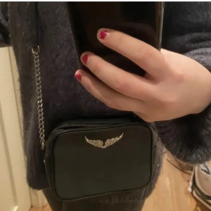 Zadig väska  - Så fin väska, kontakta för fler bilder! Pris kan diskuteras vid snabb affär! 