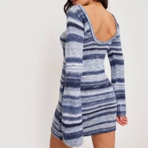 Stickad klänning  - Har denna superfina stickade klänningen från Nelly. Har bara använd den tre gånger, strl s💗🎀 